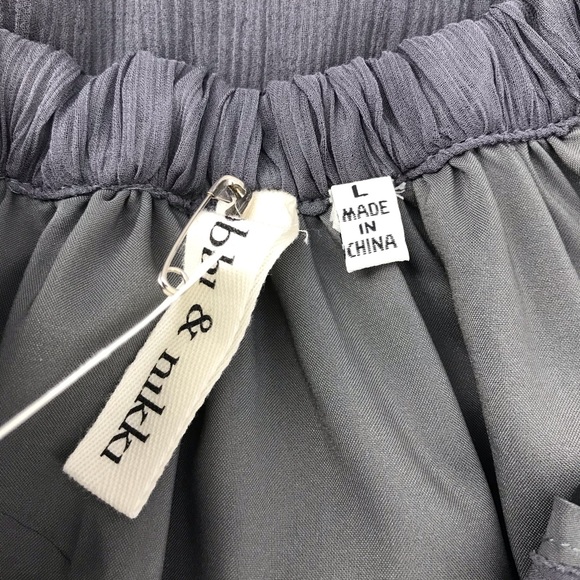 Robbi & Nikki Gray Chiffon Beaded Ruched Neck Tunic Blouse - Picture 8 of 8